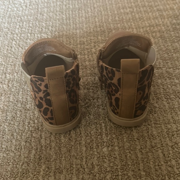 Leopard accented toddler boots - Picture 1 of 2